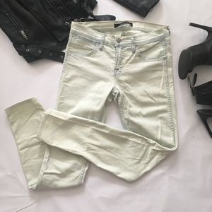 J Brand Light Nirvana Mint Skinny Jeans B-04